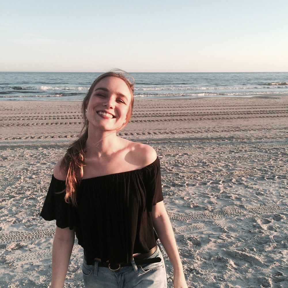 Meet your Posher, Amelia